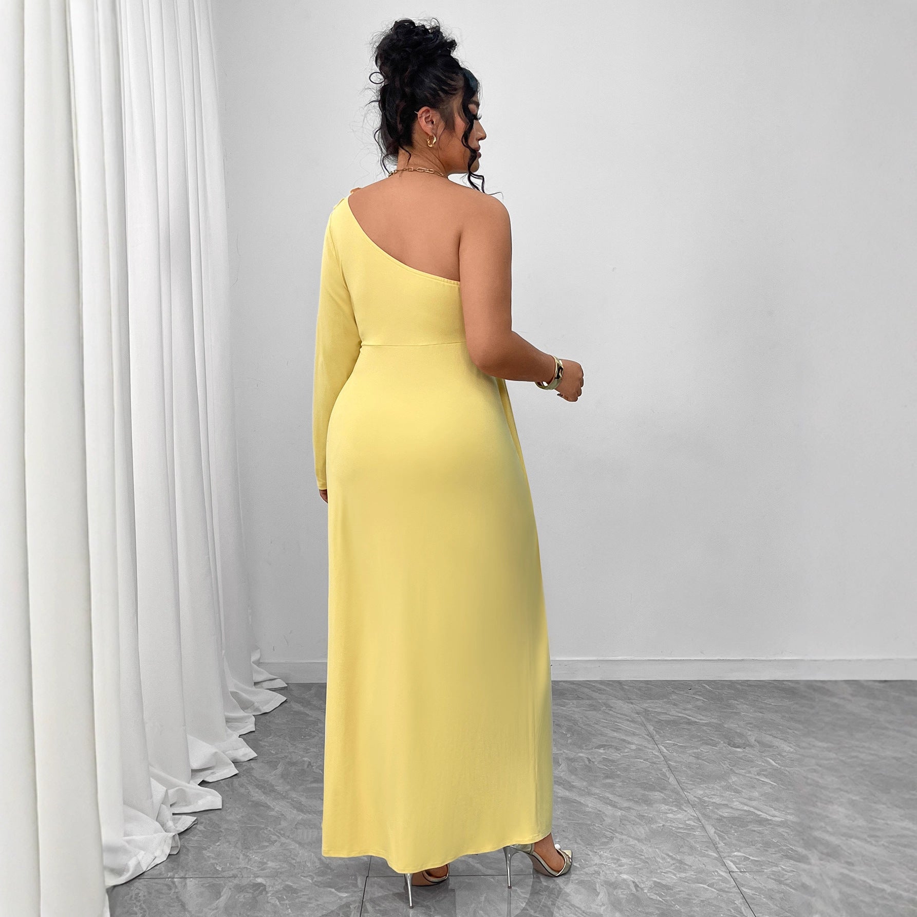 Women's One-Shoulder Ruffled Hem High Slit Solid Dress